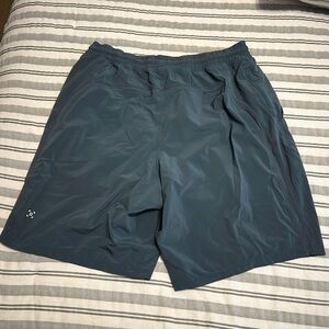 6 Pair of Lululemon Men’s Shorts